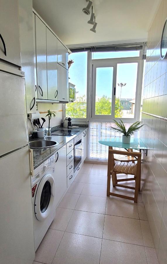 Luminoso Apartamento Playa Ris Con Garaje Noja Esterno foto